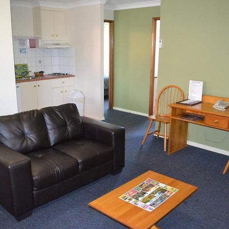 Asters On James Motor Inn Toowoomba Quarto foto