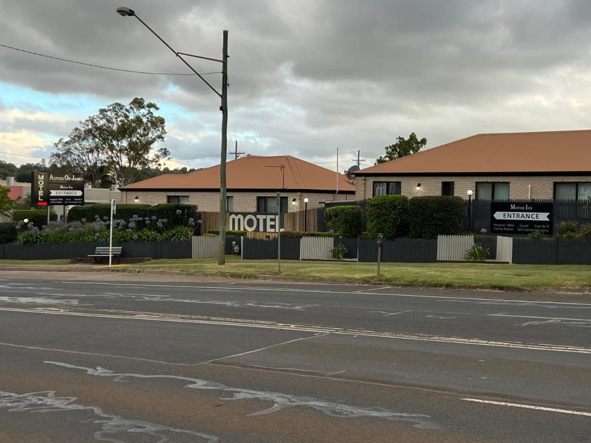 Asters On James Motor Inn Toowoomba Exterior foto